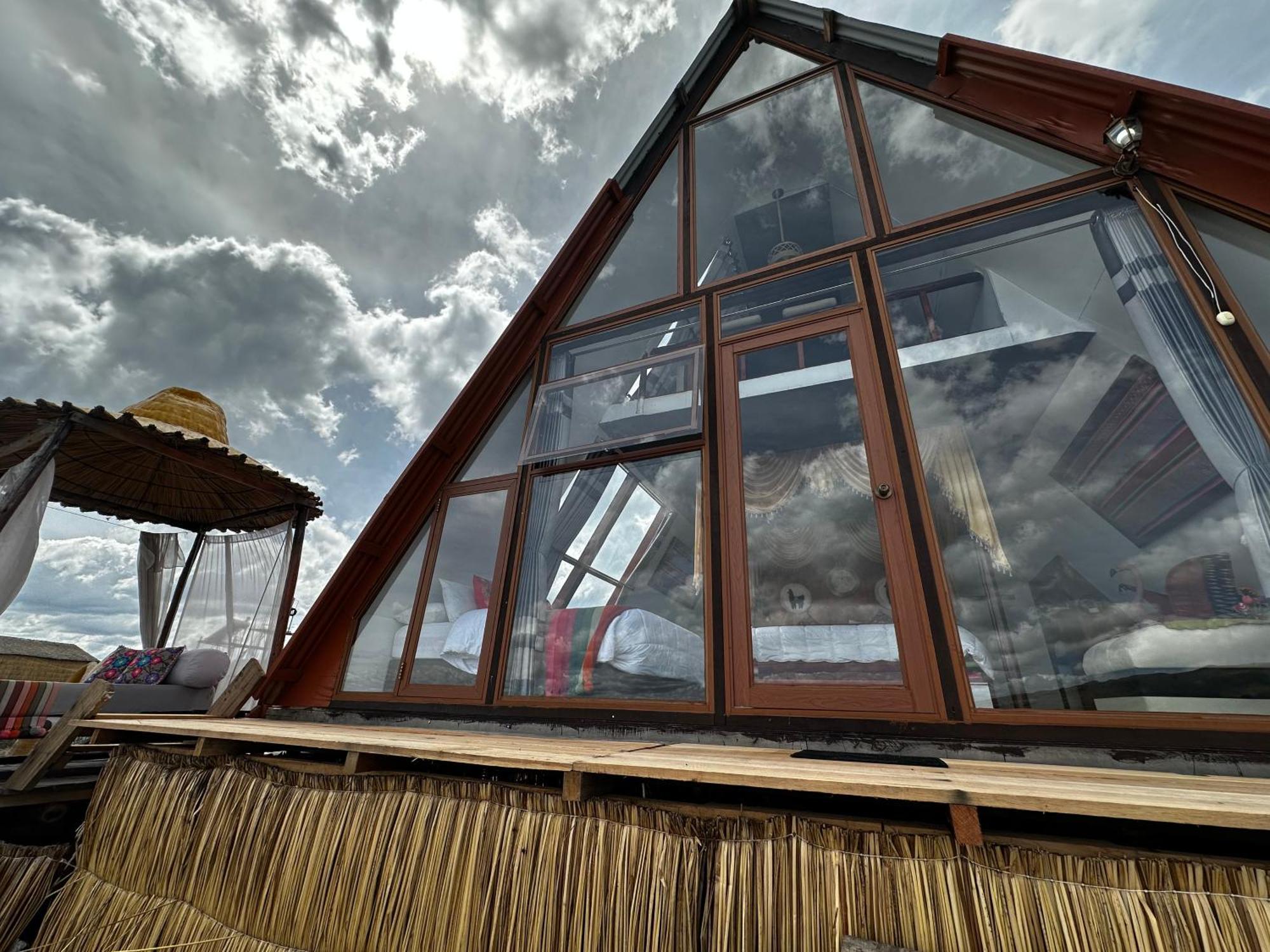 Uros Waliski Lodge Puno Eksteriør bilde