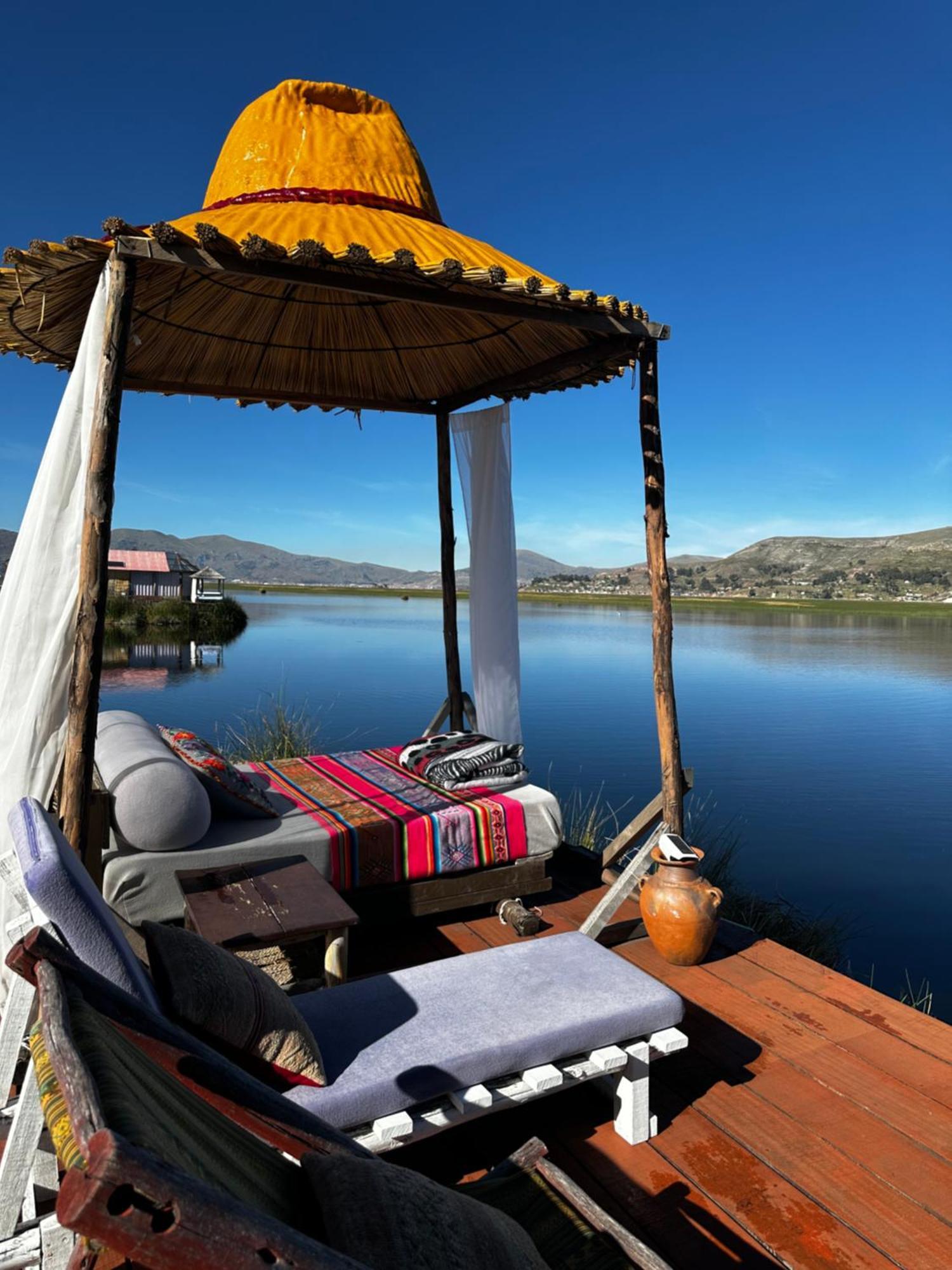 Uros Waliski Lodge Puno Eksteriør bilde