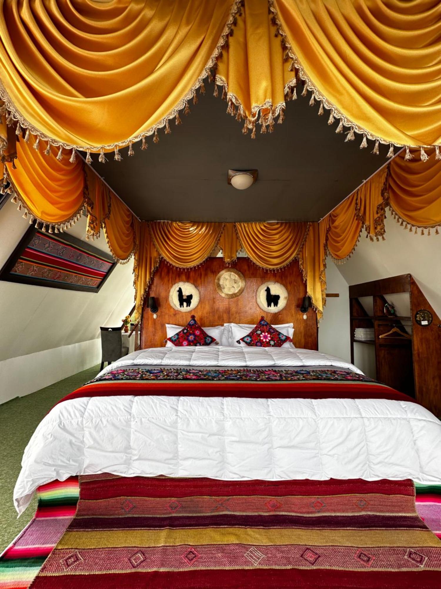 Uros Waliski Lodge Puno Eksteriør bilde
