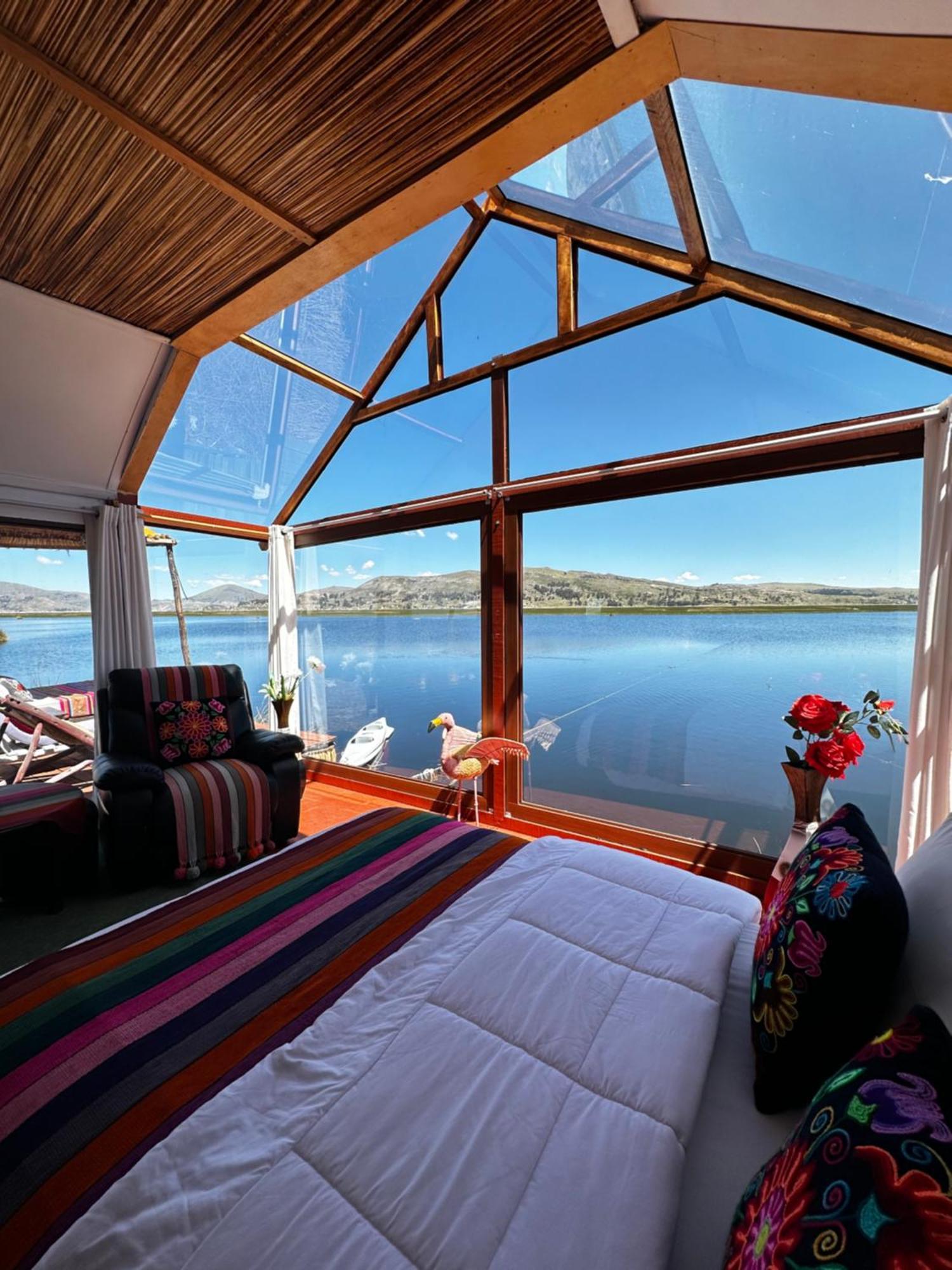 Uros Waliski Lodge Puno Eksteriør bilde