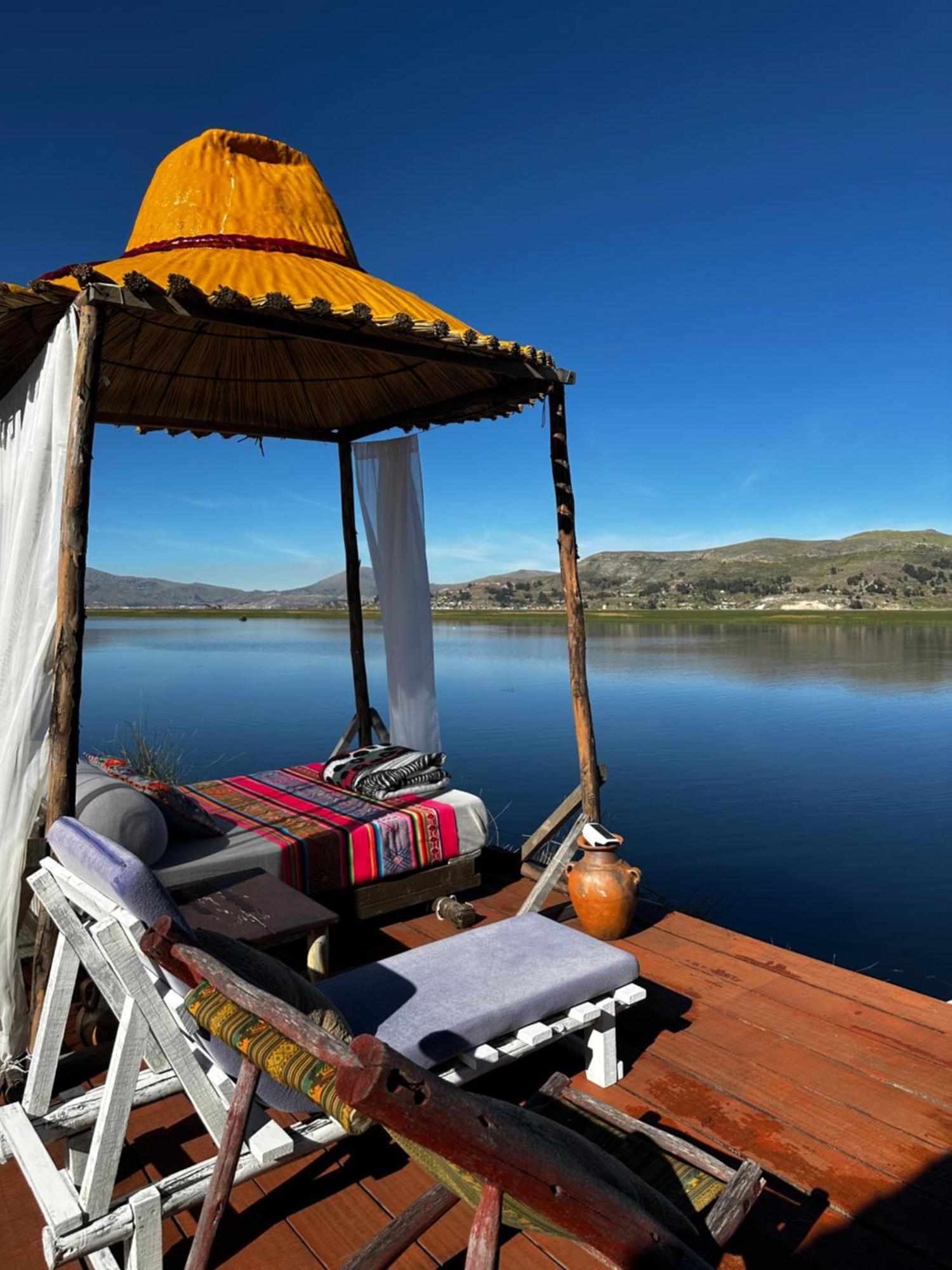 Uros Waliski Lodge Puno Eksteriør bilde