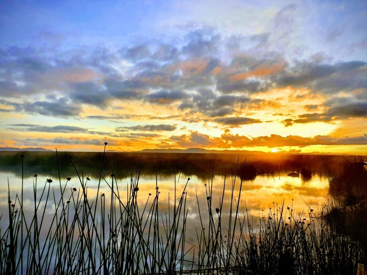 Uros Waliski Lodge Puno Eksteriør bilde